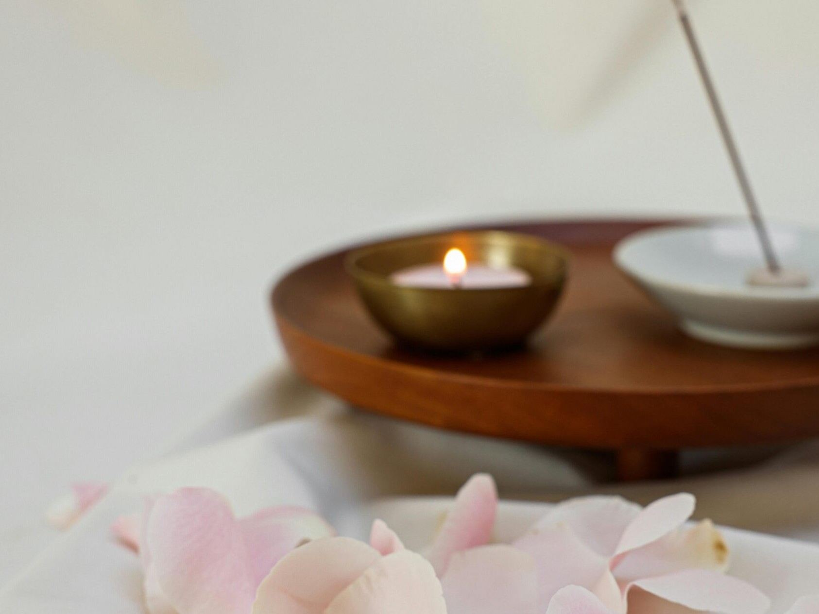 what to bring to a spa day fashionista edition