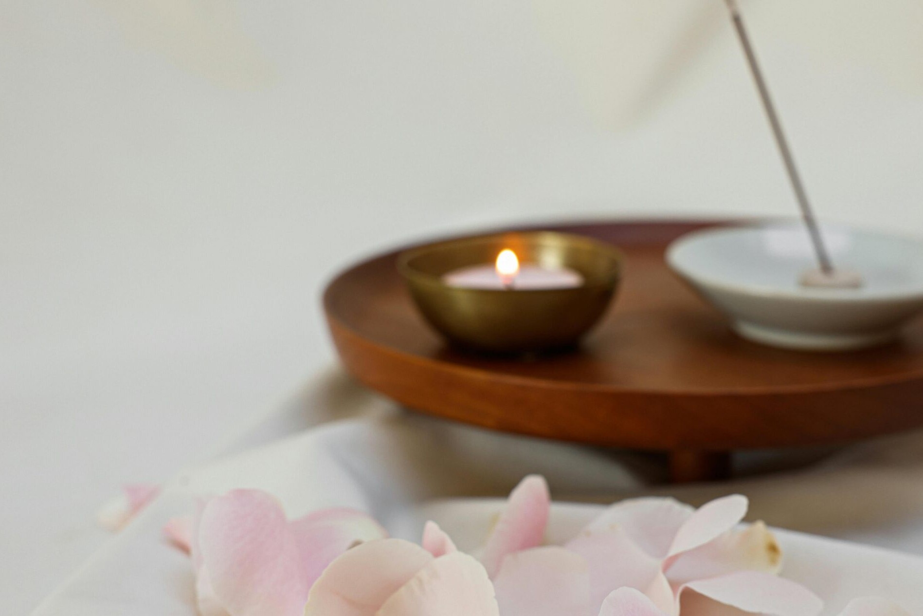 what to bring to a spa day fashionista edition