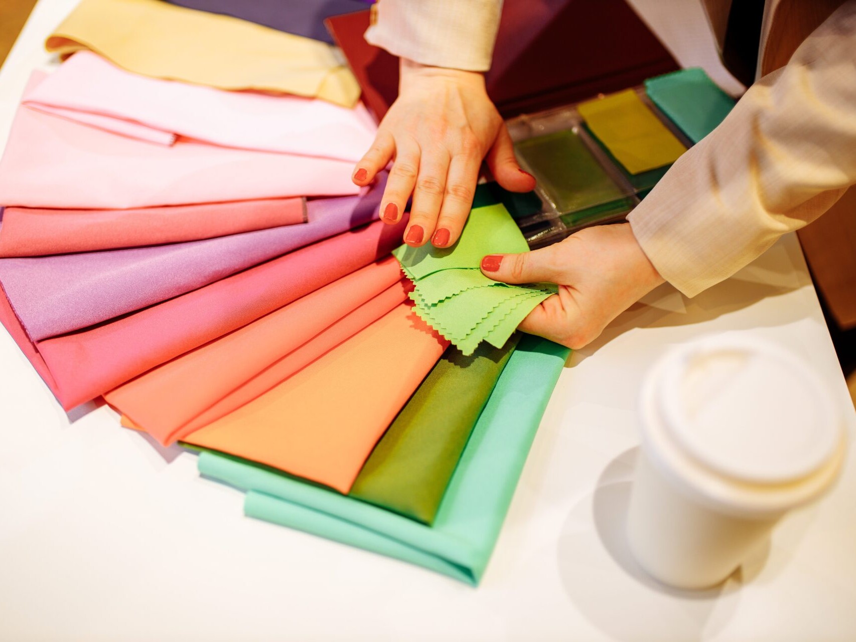 Analyse de couleurs en personne Stylys styliste personnelle